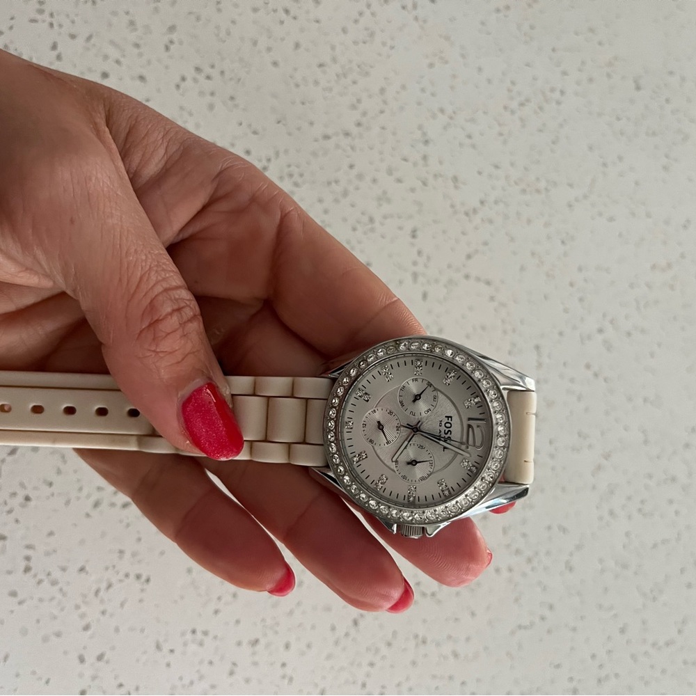 Fossil Watch - Picture 2 of 4
